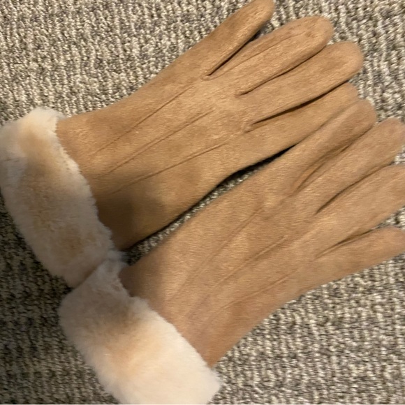 Winter gloves - Picture 1 of 2